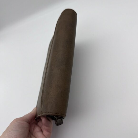 Simulated Distressed Brown Leather 43184 DAY-TIMER At-A-Glance 5.5x8" - Picture 4 of 7